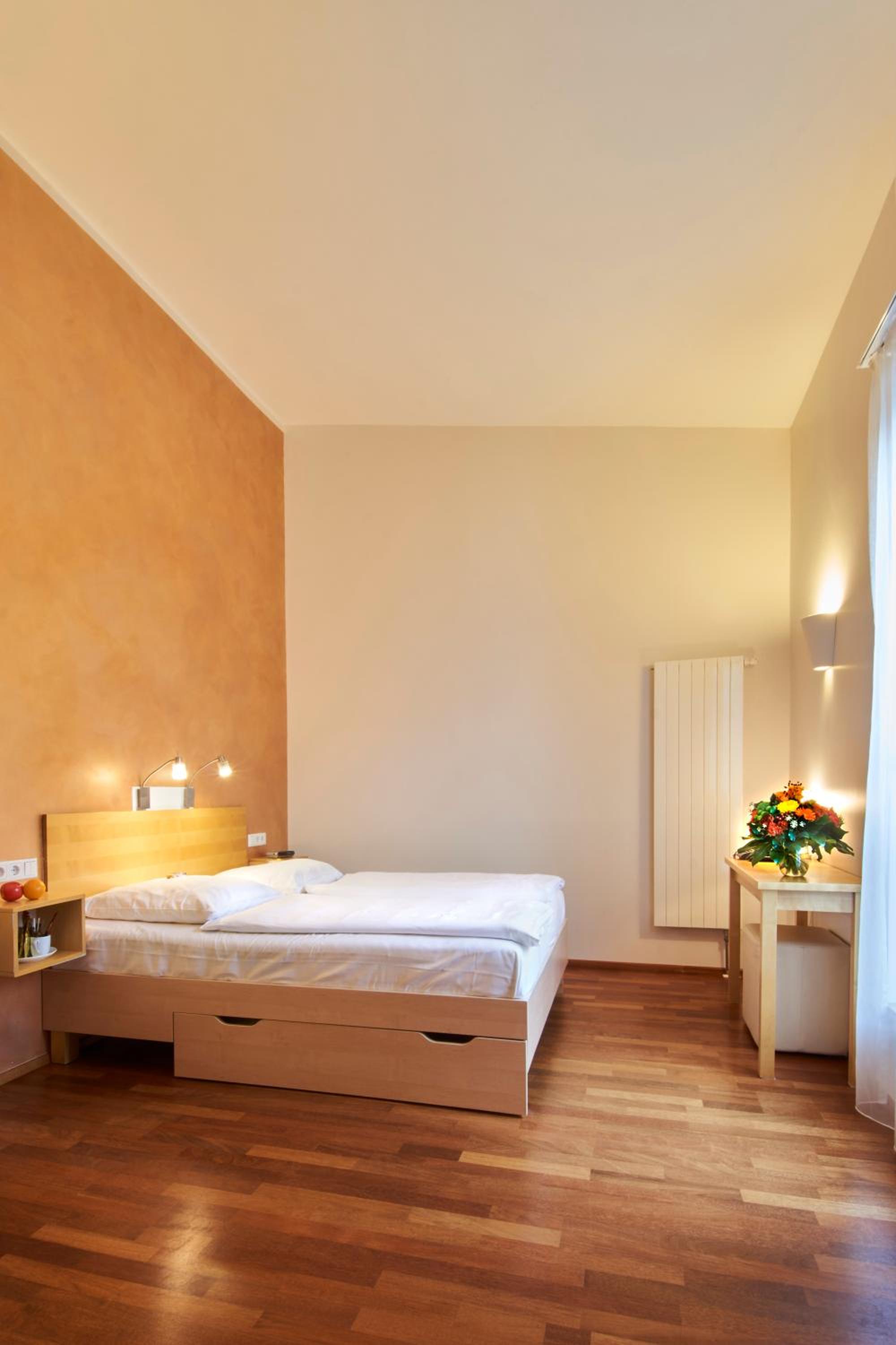 غرفة قياسية ثلاثية، Town Hotel Wiesbaden 3/10