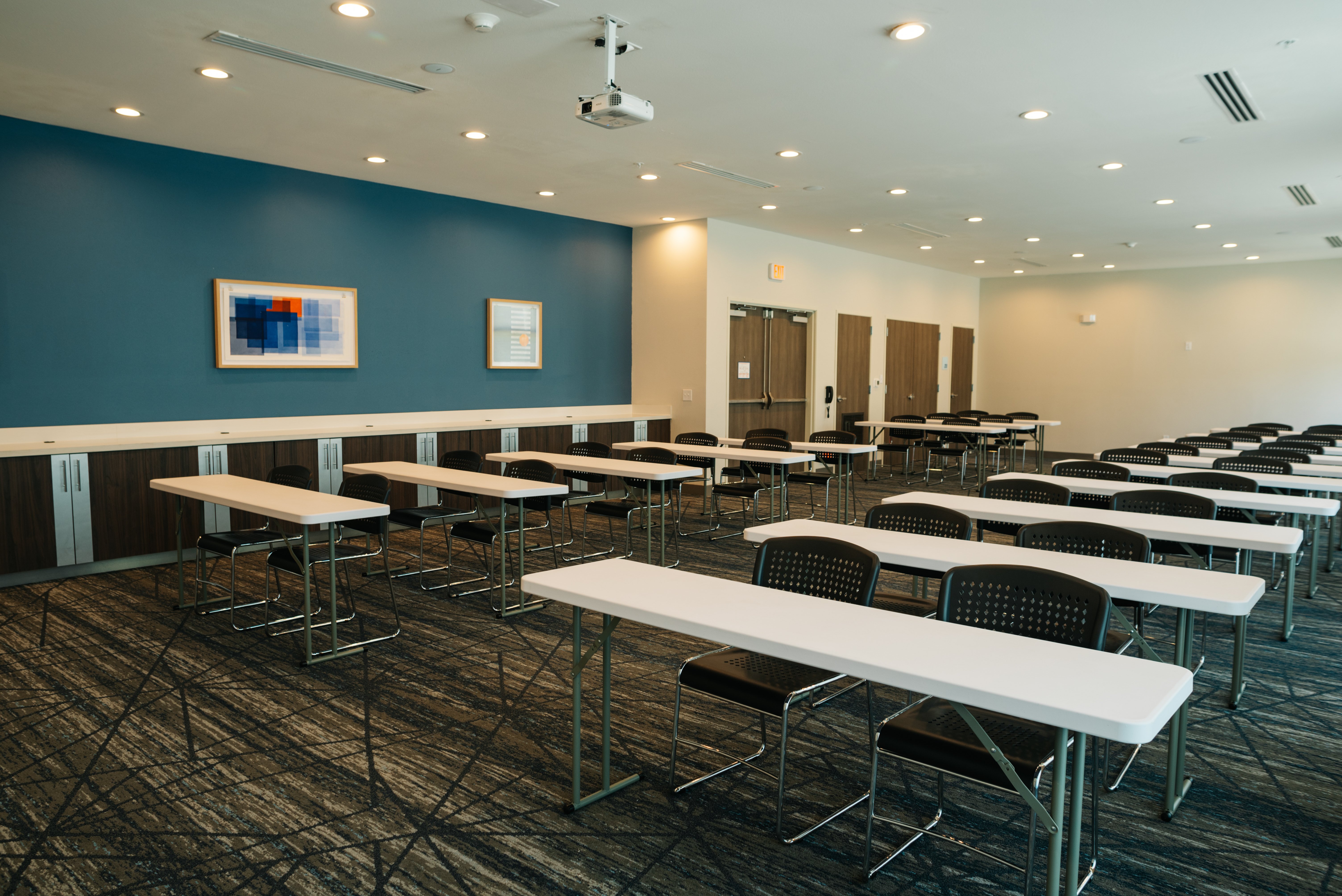 Holiday Inn Express & Suites McCalla - Birmingham West 47/58