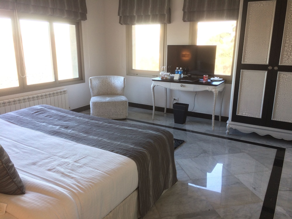 Cherry Blossom Boutique Hotel 28/69