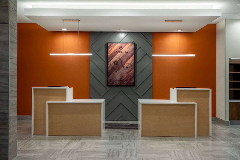 La Quinta Inn & Suites by Wyndham Pflugerville 3/28