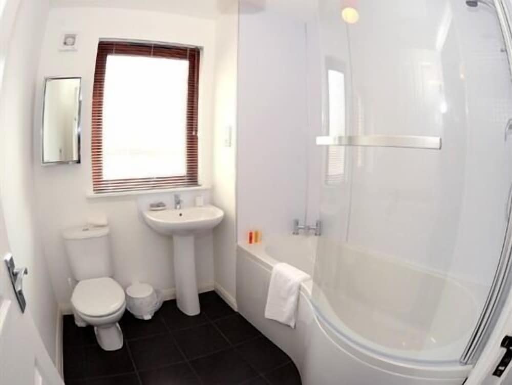 Aberdeen Serviced Apartments - Bloomfield 21/24