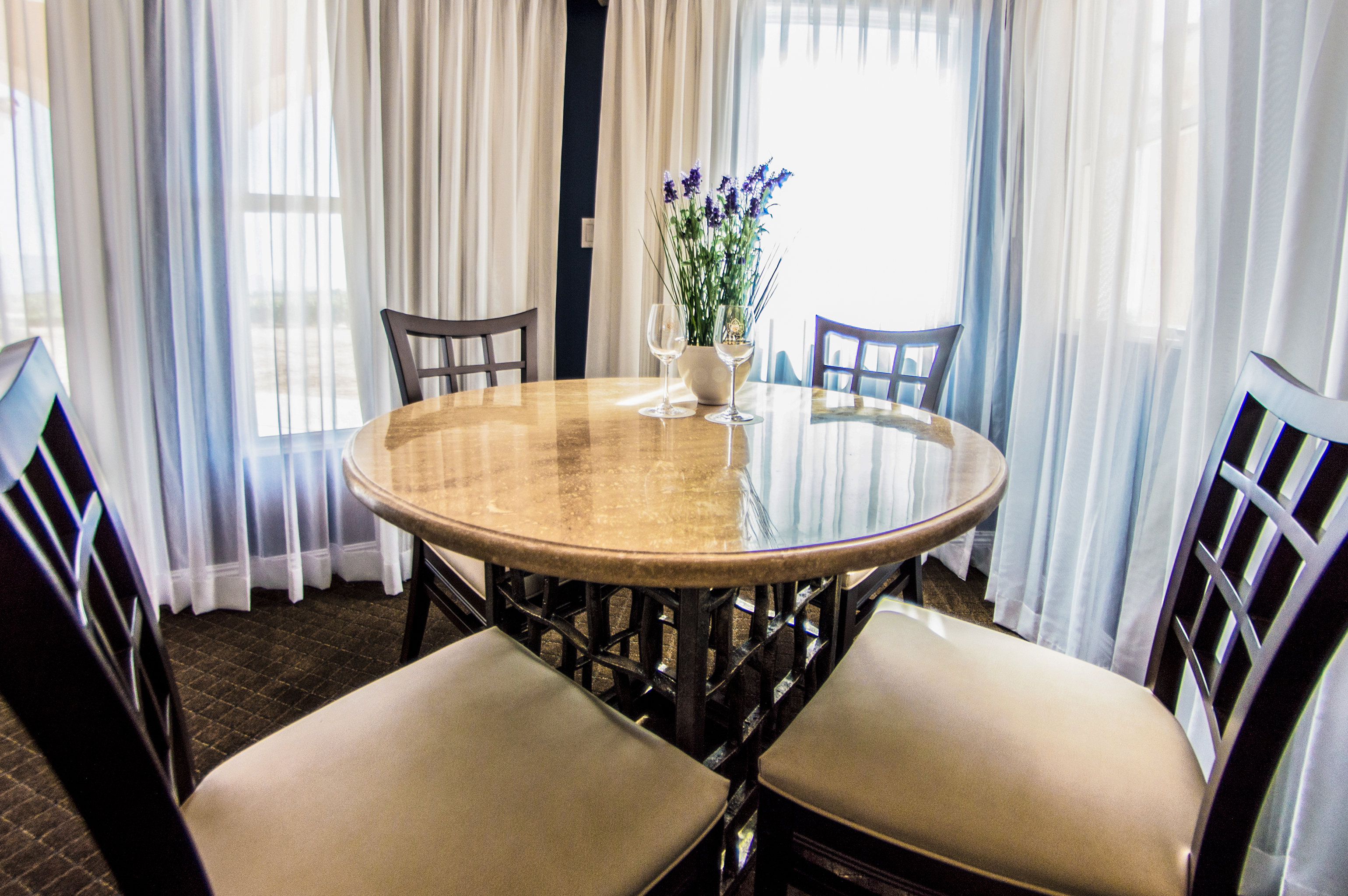 CARTER ESTATE WINERY AND RESORT 20/25