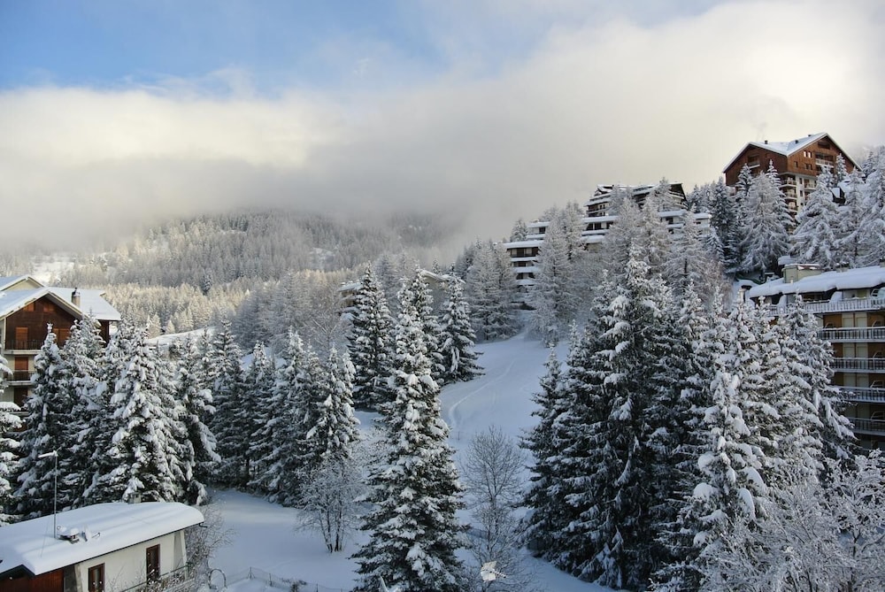 Relais des Alpes 40/44