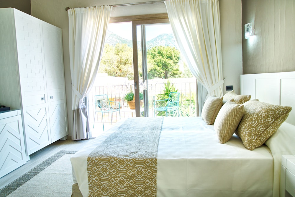 Eliantos Hotel 18/62