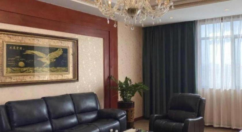 Kailong International Hotel 41/58
