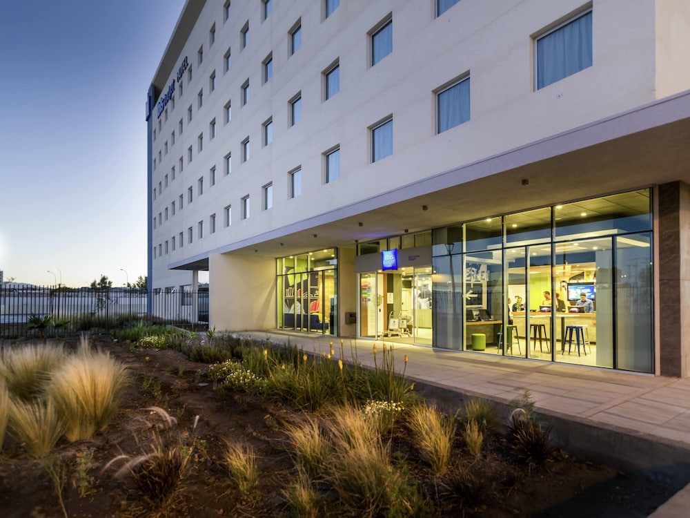 ibis Budget Calama 6/44