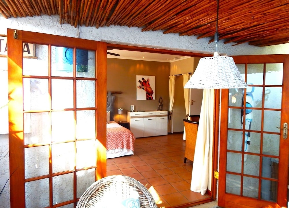 Khashamongo Guesthouse 7/50
