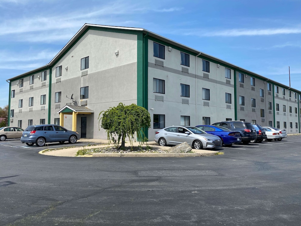 Motel6 Lancaster, PA 34/41