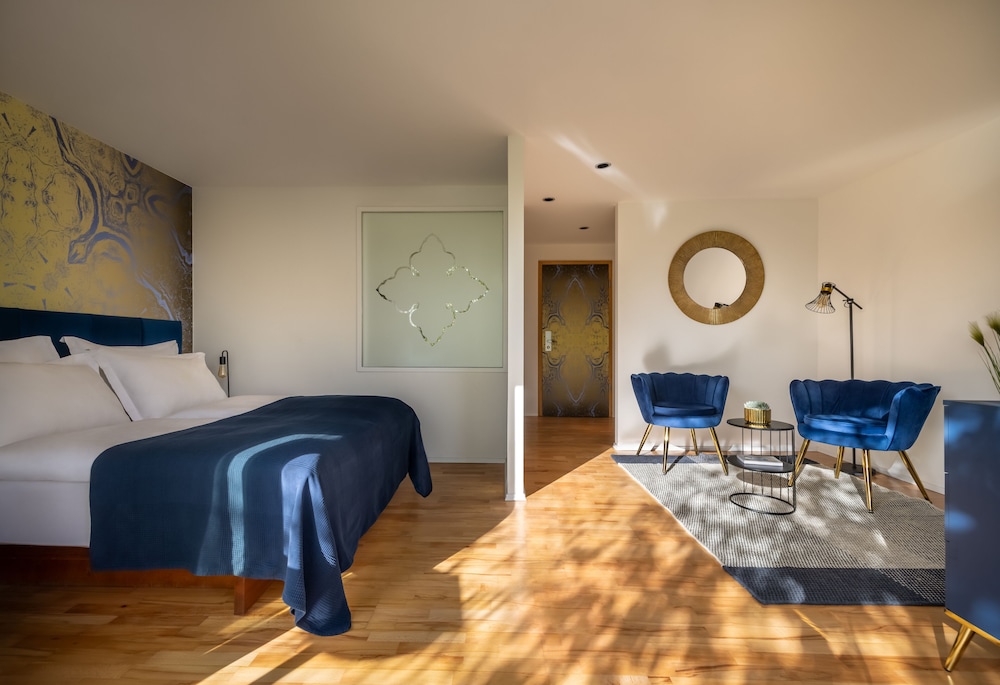 غرفة كومفورت بسرير كوين بشرفة، Falkensteiner Hotel Adriana 5/10
