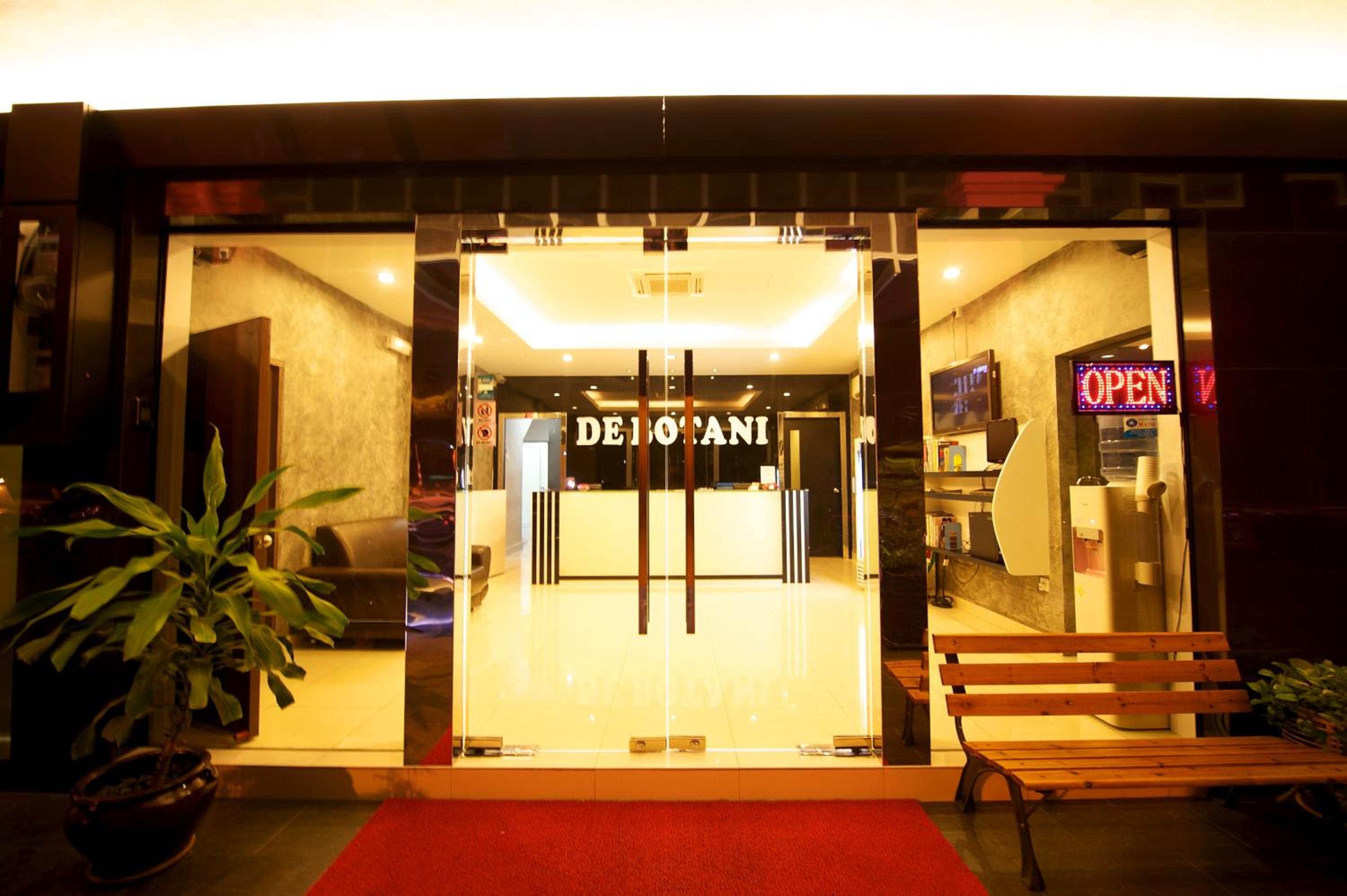 De Botani Hotel 2/23