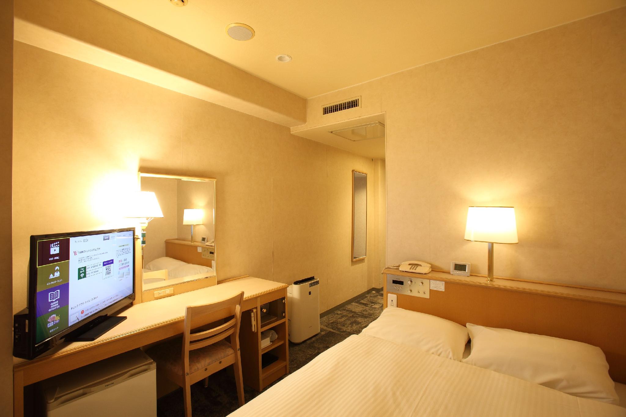 Semi Room, Single, Semi Double Bed, Small, Smoking