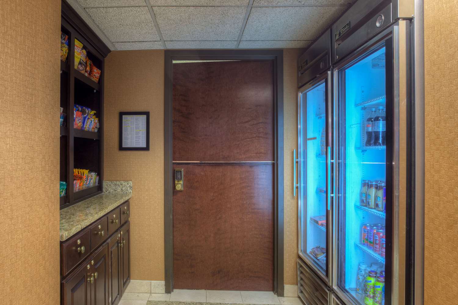 Comfort Inn & Suites Evansville Airport 5/21