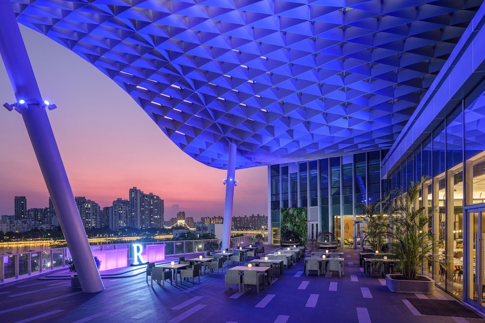 Renaissance Zhuhai Hotel 48/50