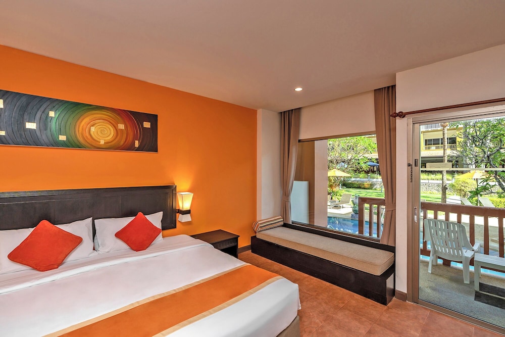 Aqua Pura, Double Bed, Pool Access