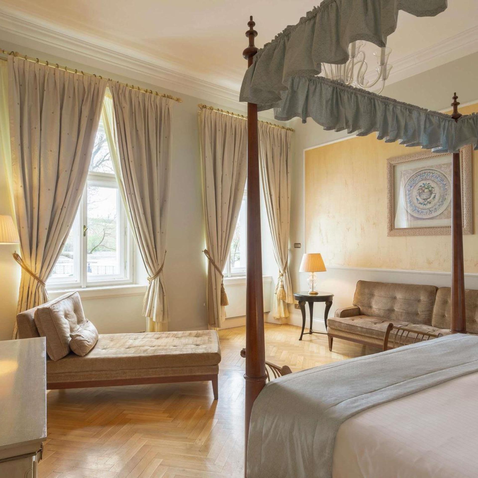 Executive, Castle View