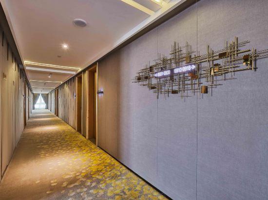 Qilu City Art Hotel 20/39