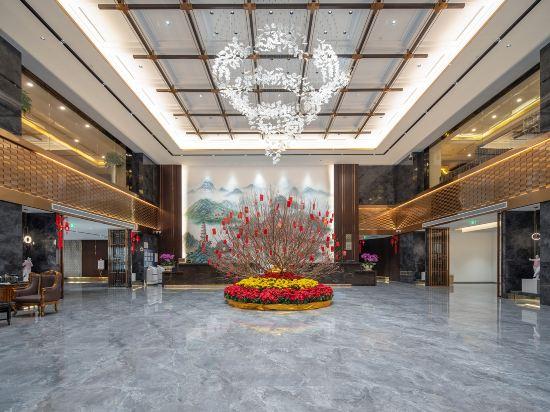 Star Lake Hotel 22/23