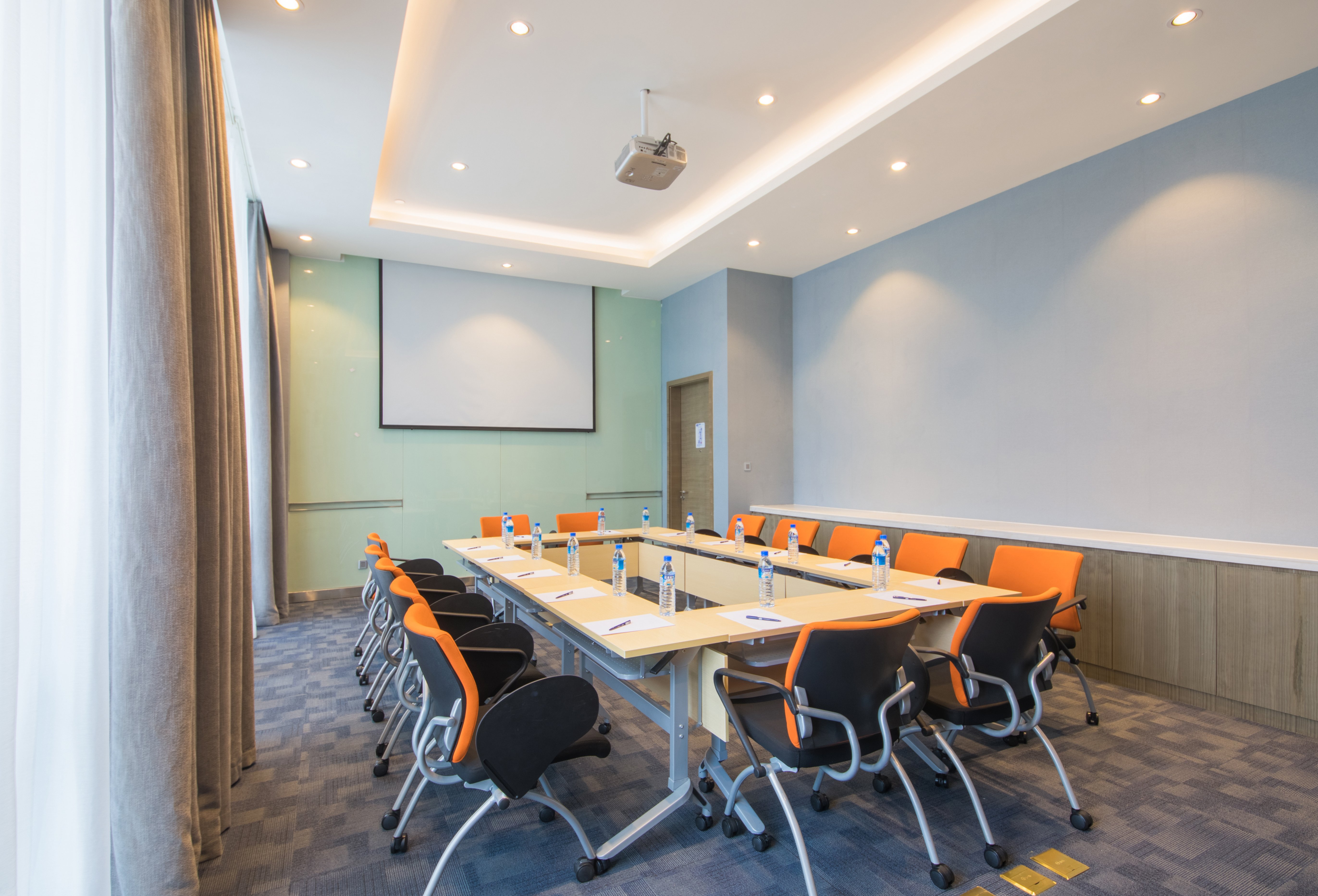 HOLIDAY INN EXPRESS GUIAN YUNGU 39/48