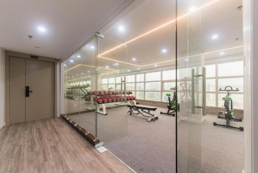 Lavande Hotel (Shenzhen North Railway Station, Gangtou Metro Station) 48/70