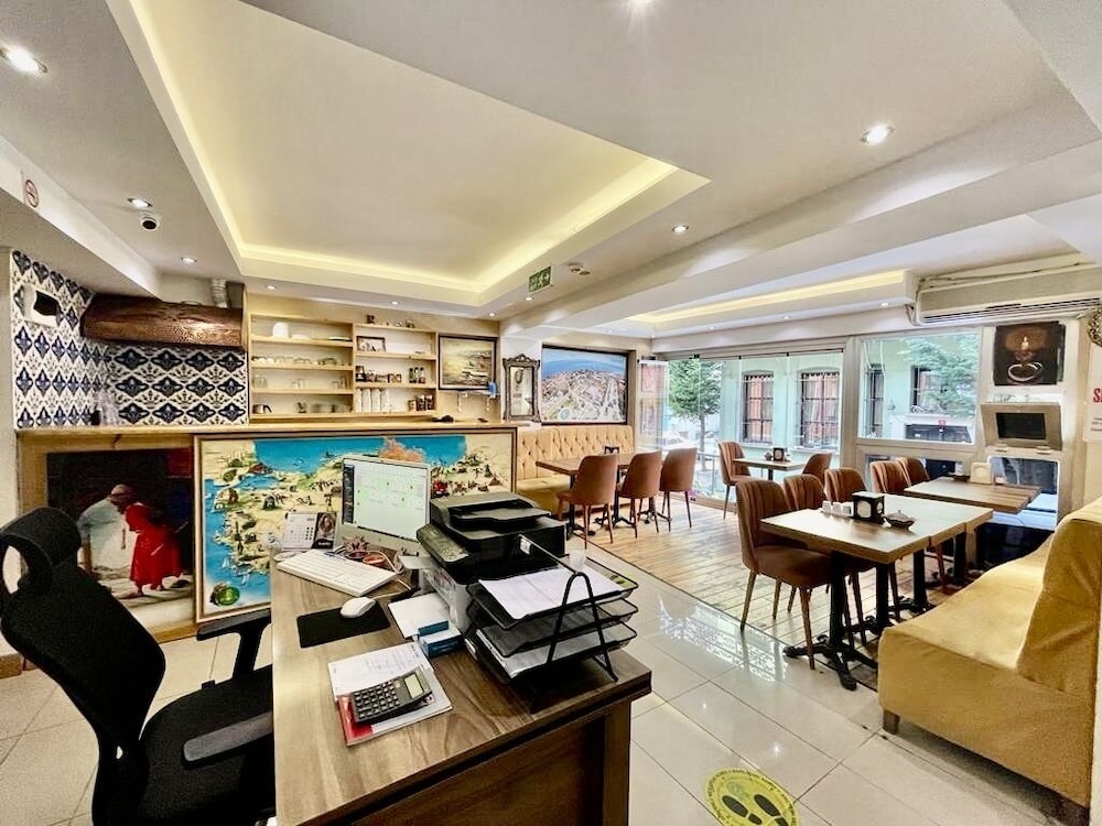 Timeks Hotel 26/33