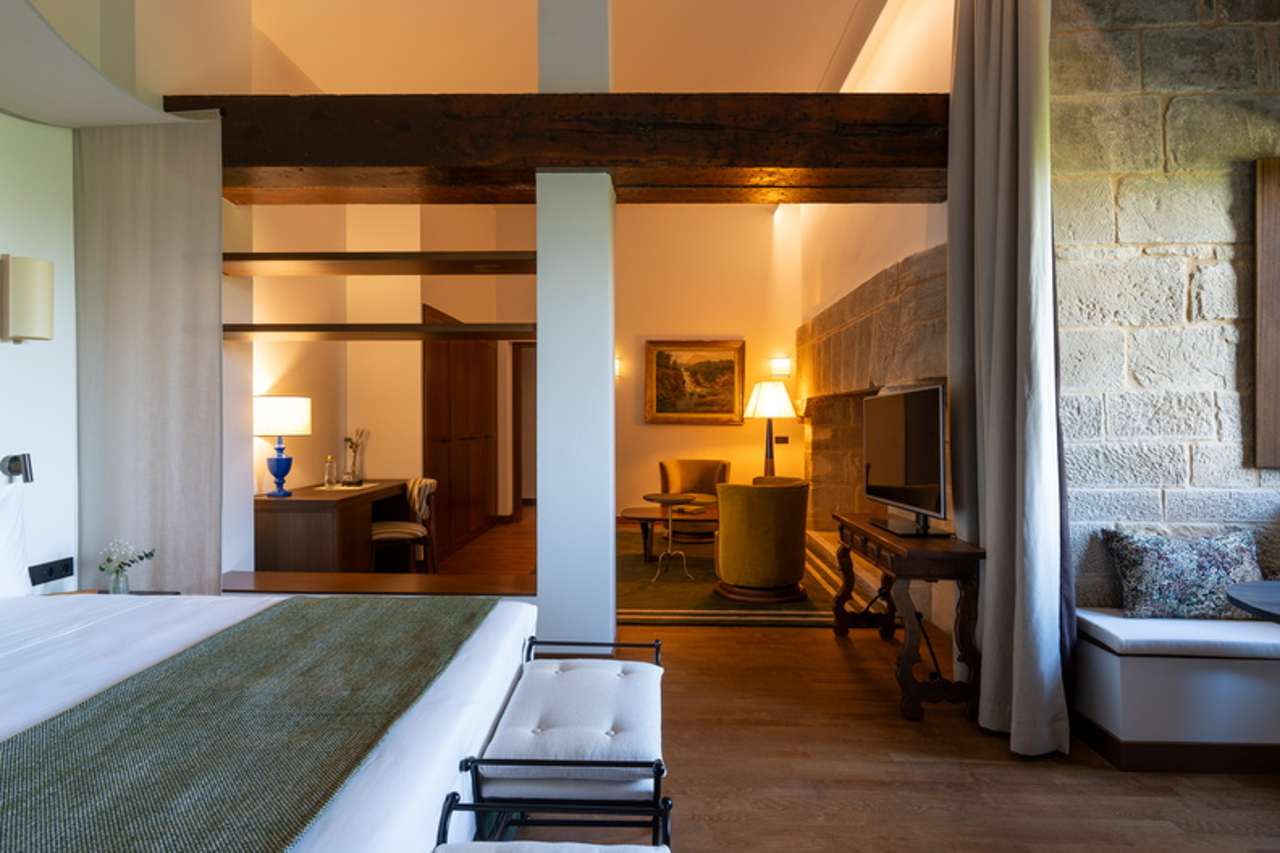 Parador de Olite 12/21