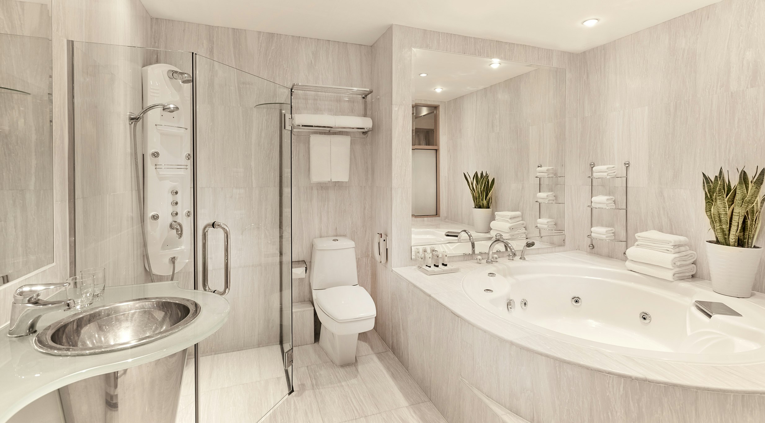 M Hotel Singapore City Centre 83/85