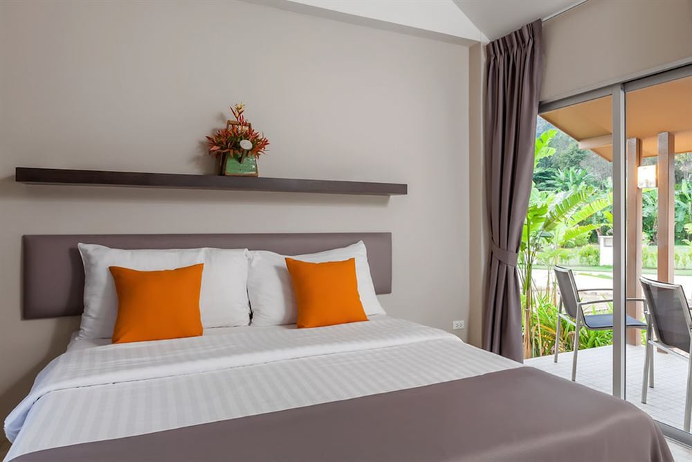 The Lifeco Phuket Well-Being Detox Center 24/83