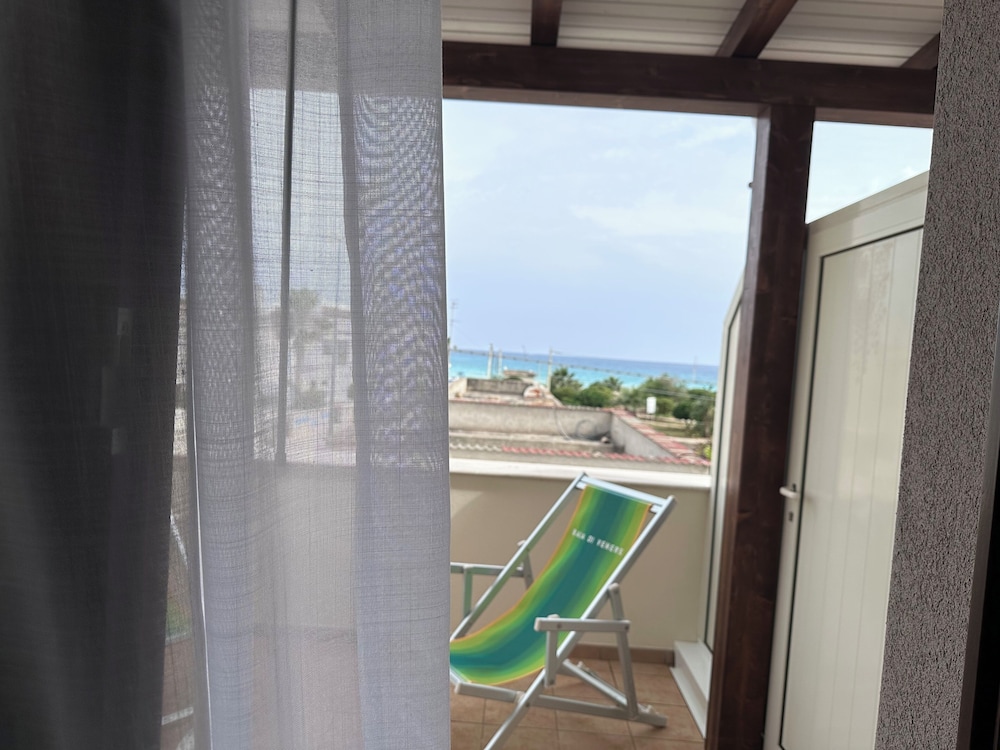 Hotel Baia Di Venere 25/50