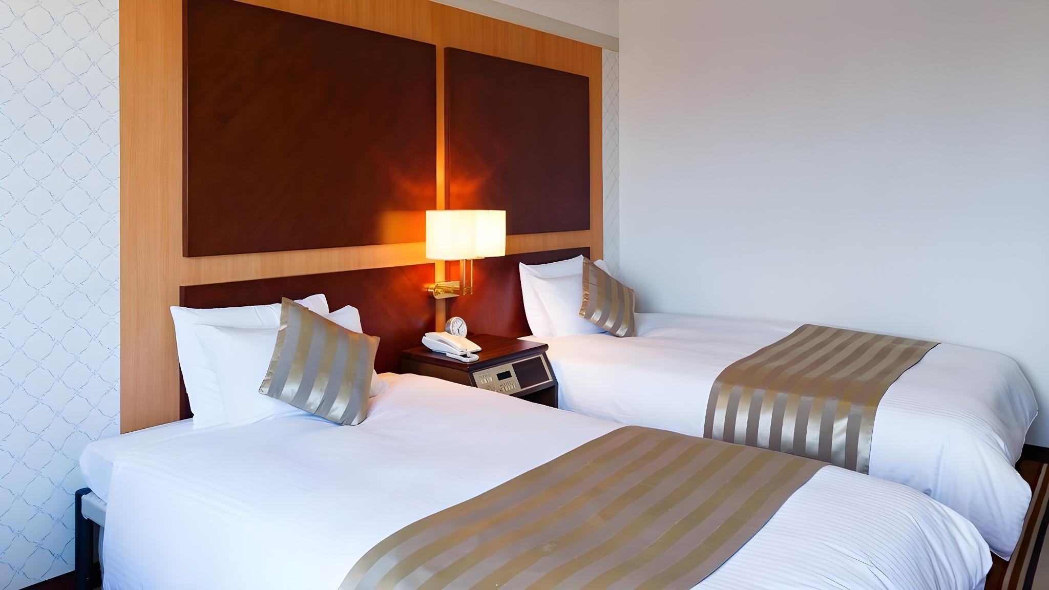 Standard, Twin Beds, West Wing