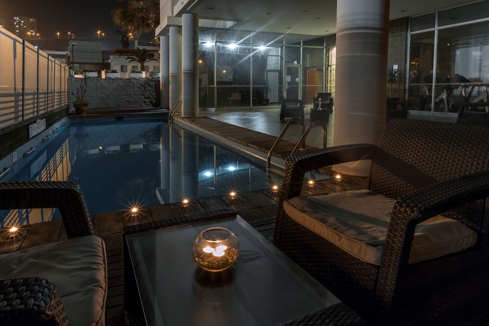 swimming pool spa