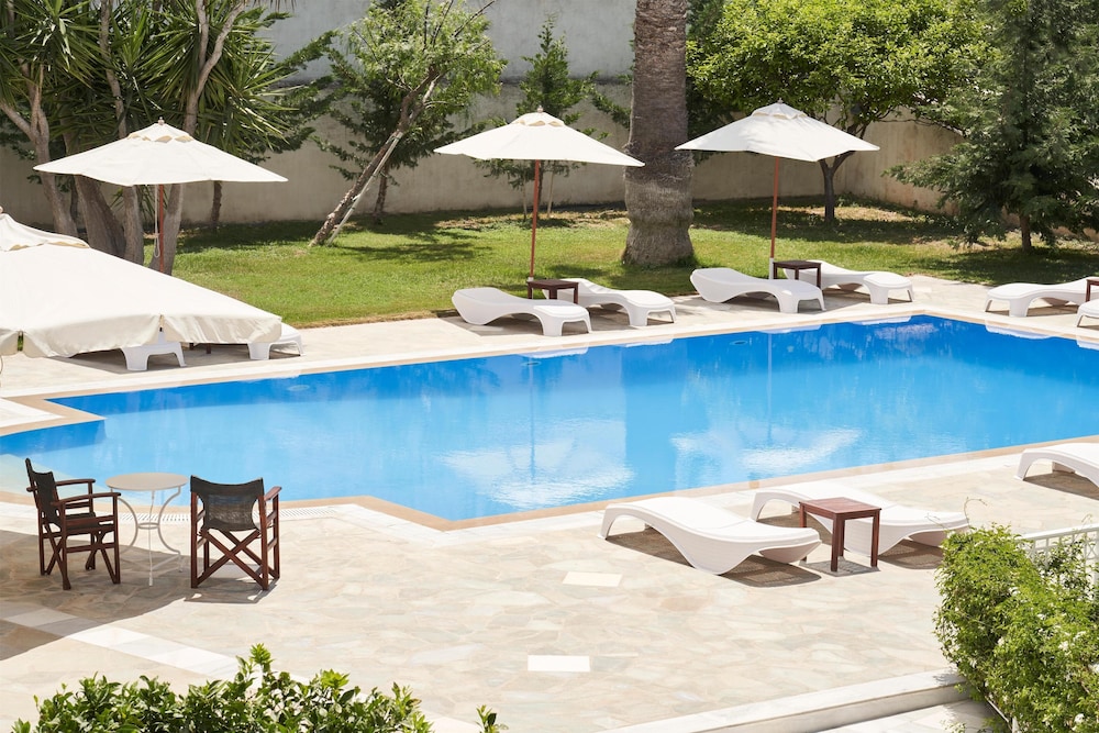 Polos Hotel Paros 80/90