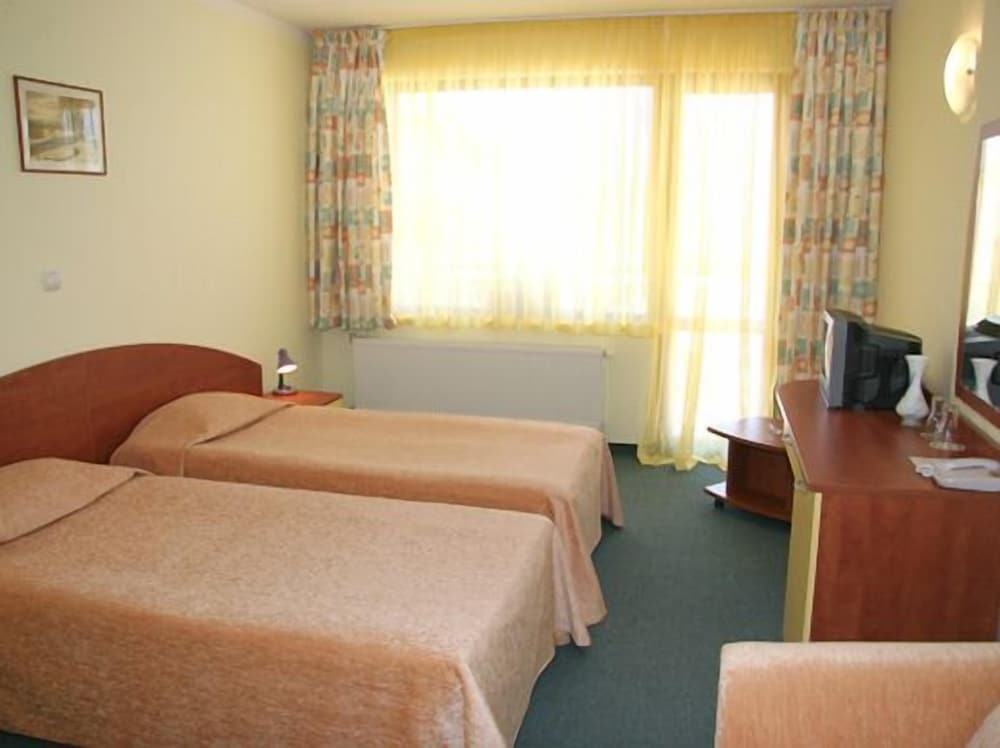 Hotel Grand 23/54