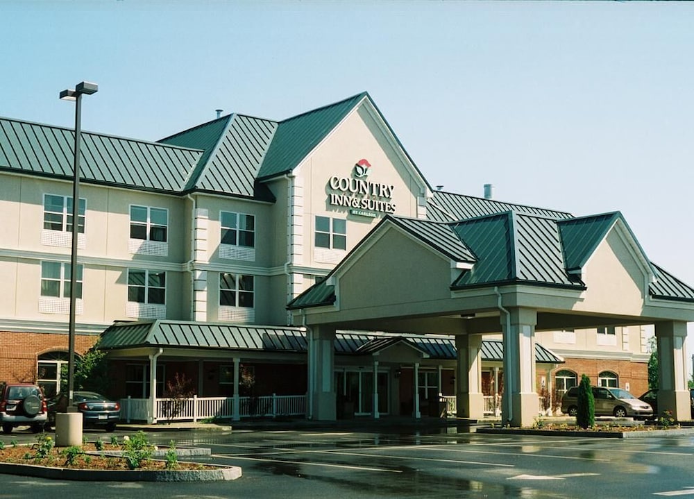 Country Inn & Suites by Radisson, Brockton (Boston), MA 2/27