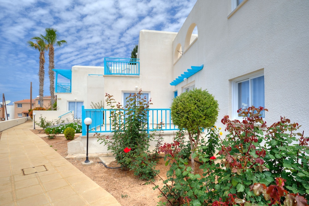 Sunny Hill Hotel Apartments 53/58