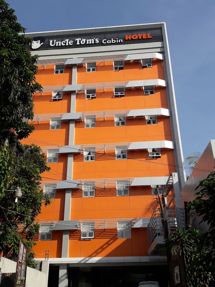 Cebu Uncle Tom's Cabin Hotel in CEBU