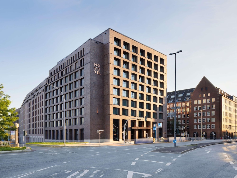 Novotel Hamburg Central Station 2/50
