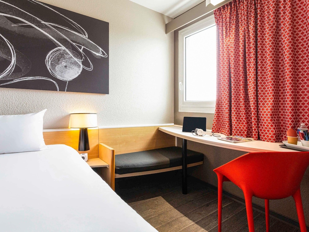 Ibis Bordeaux Pessac 28/70