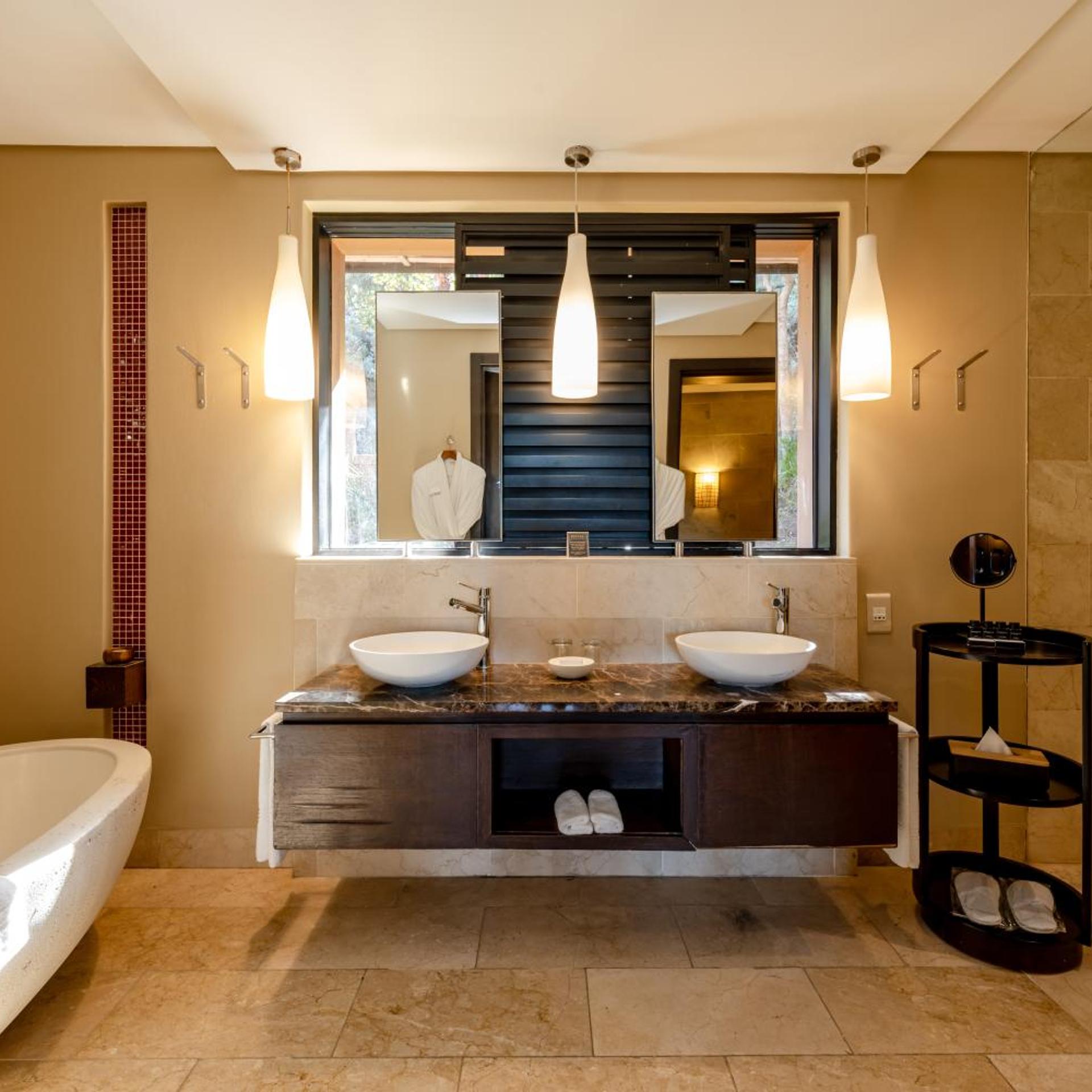 Nature, Family Suite, Economy