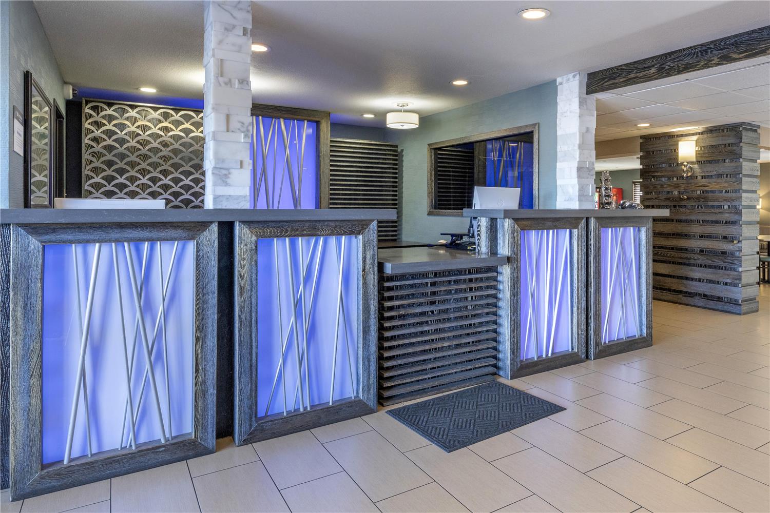 Best Western Long Beach Inn 5/53