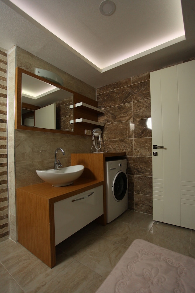The City Walls Suit Hotel 43/44