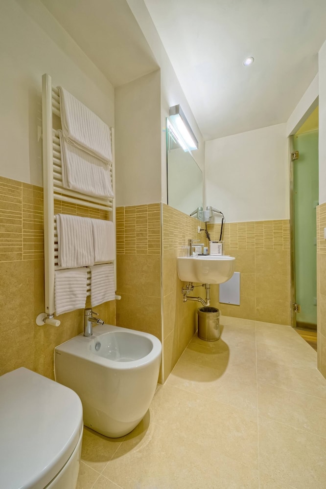 Star Vatican Rooms 49/58