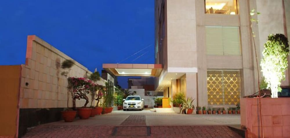Libra Lords Inn Jaipur 4/55