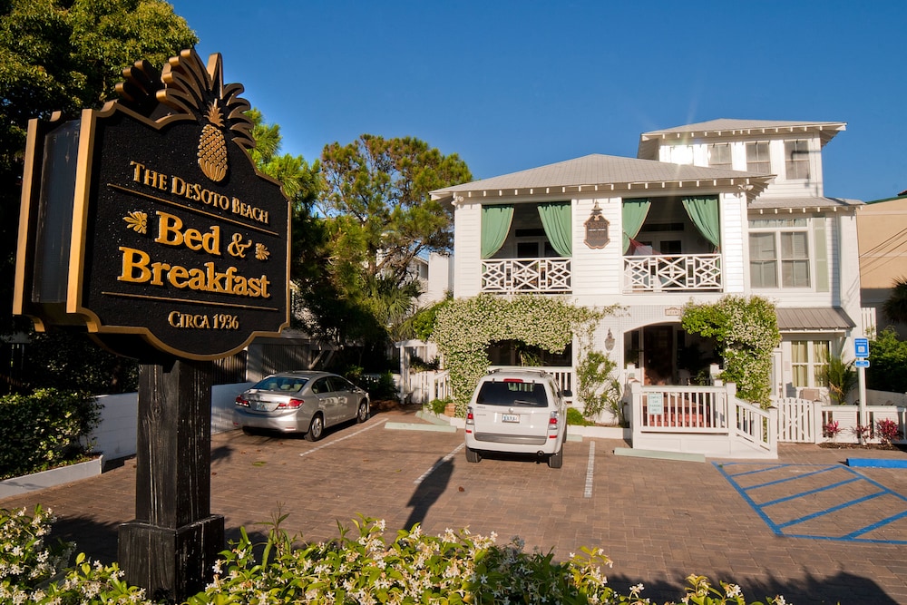 DeSoto Beach Bed & Breakfast 25/40