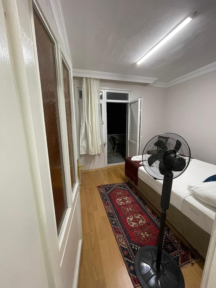 Berce Hotel 52/61