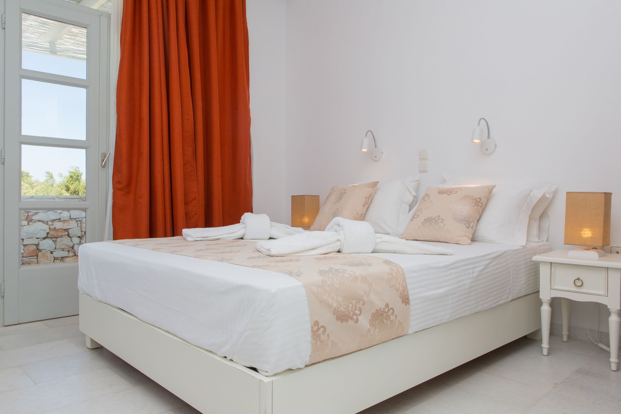 SUPERIOR, SUITE, SEA VIEW