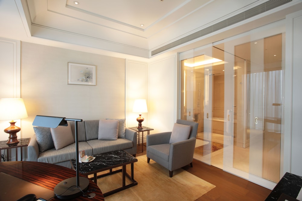THE OKURA PRESTIGE TAIPEI 38/82