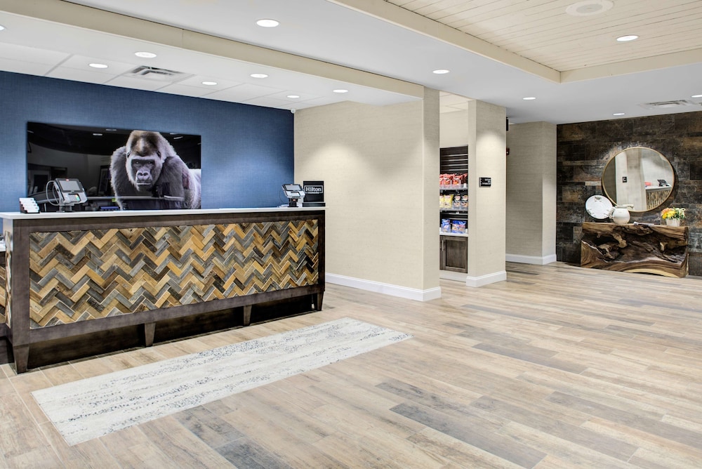 Hampton Inn Suites Pittsburg Ks 10/43
