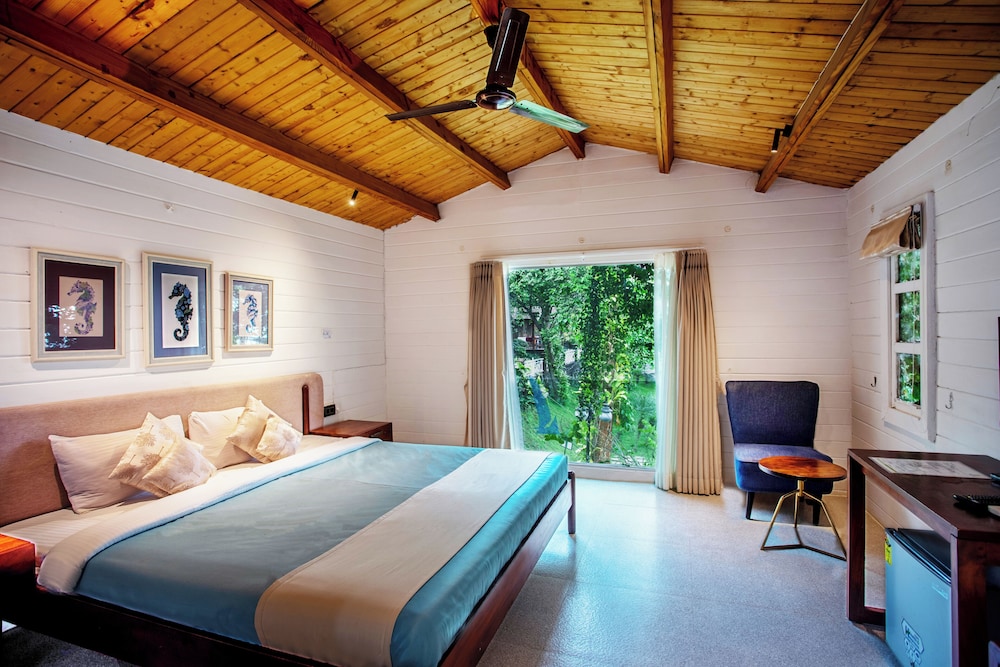 Chalet, Double Bed, Garden View