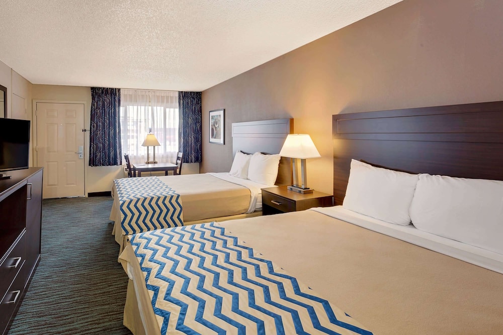 Travelodge By Wyndham Aberdeen 6/22