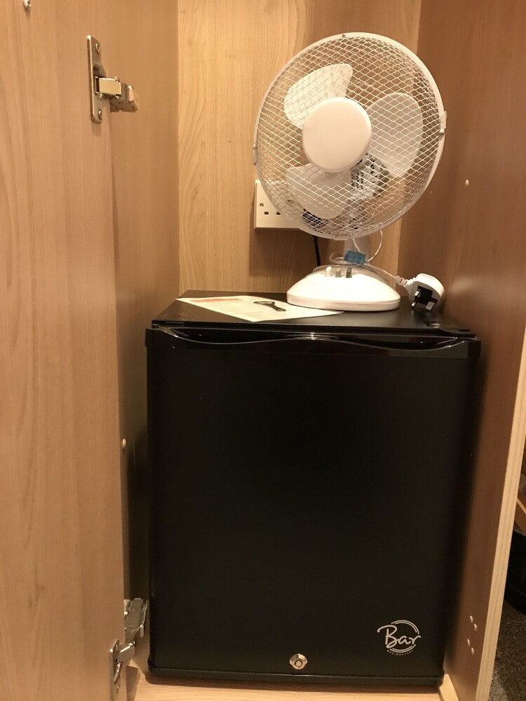 Bowden Lodge Hotel 7/50